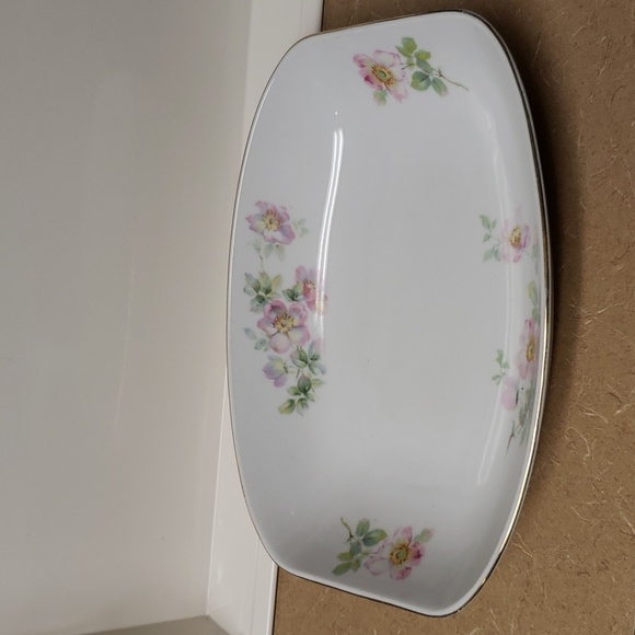 Edelstein Bavaria Soft Pink Roses Pattern # 1239 v.4 Rectangular Serving Bowl - Picture 2 of 7